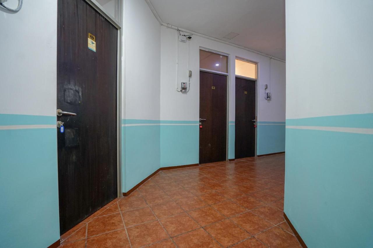 Super Oyo 1844 Bravo Residence Pangkal Pinang Buitenkant foto