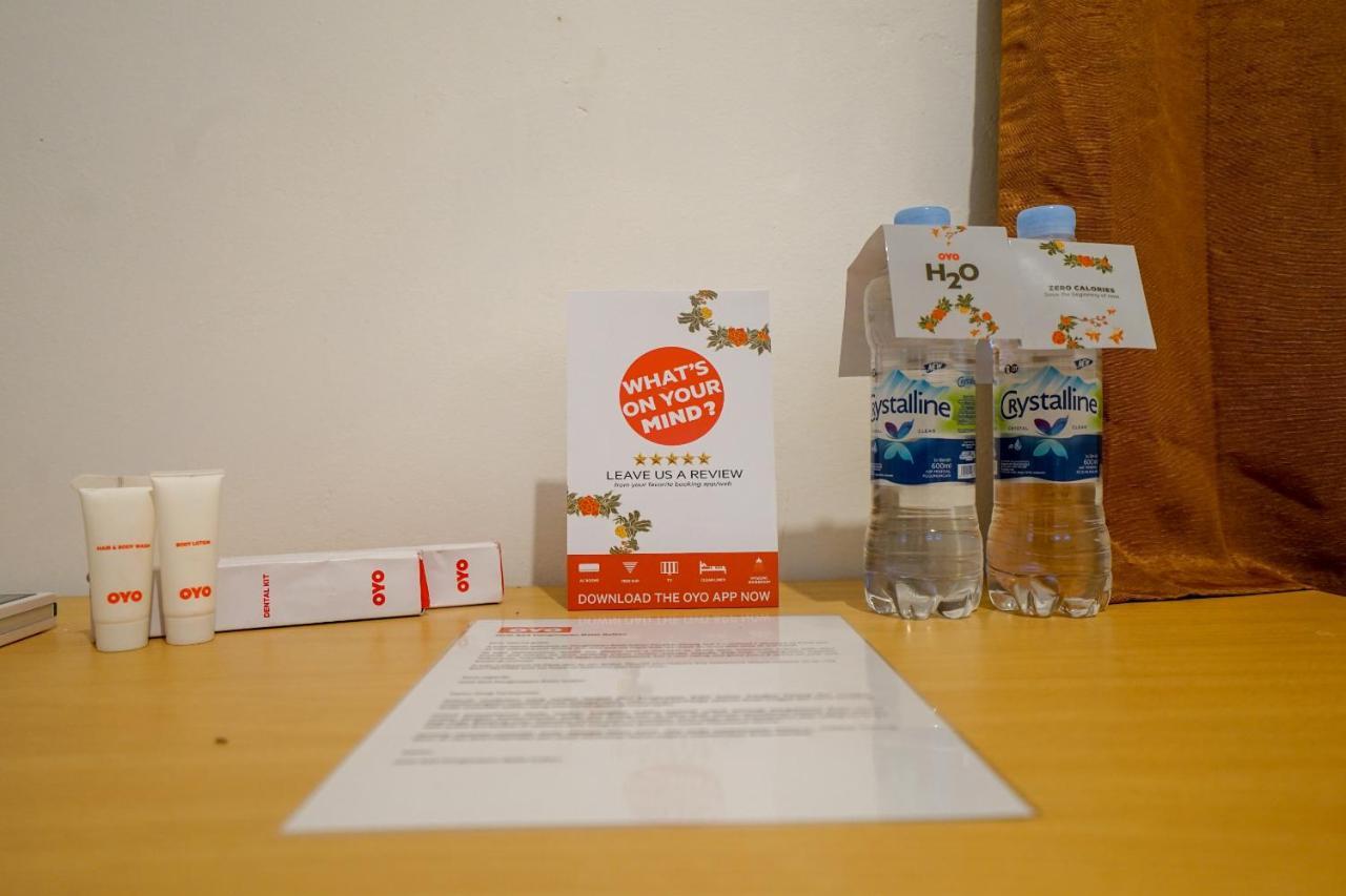 Super Oyo 1844 Bravo Residence Pangkal Pinang Buitenkant foto